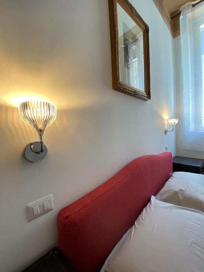 Al Teatro Bed and Breakfast Reggio di Calabria Buitenkant foto